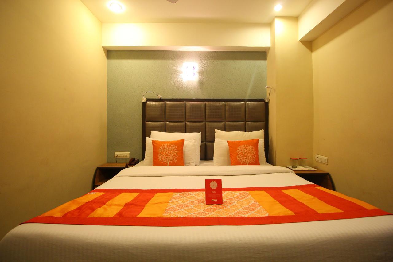 Oyo 8786 Hotel Maan Residency アーメダバード エクステリア 写真