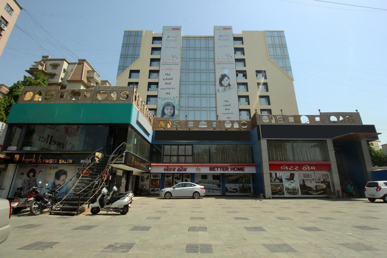 Oyo 8786 Hotel Maan Residency アーメダバード エクステリア 写真